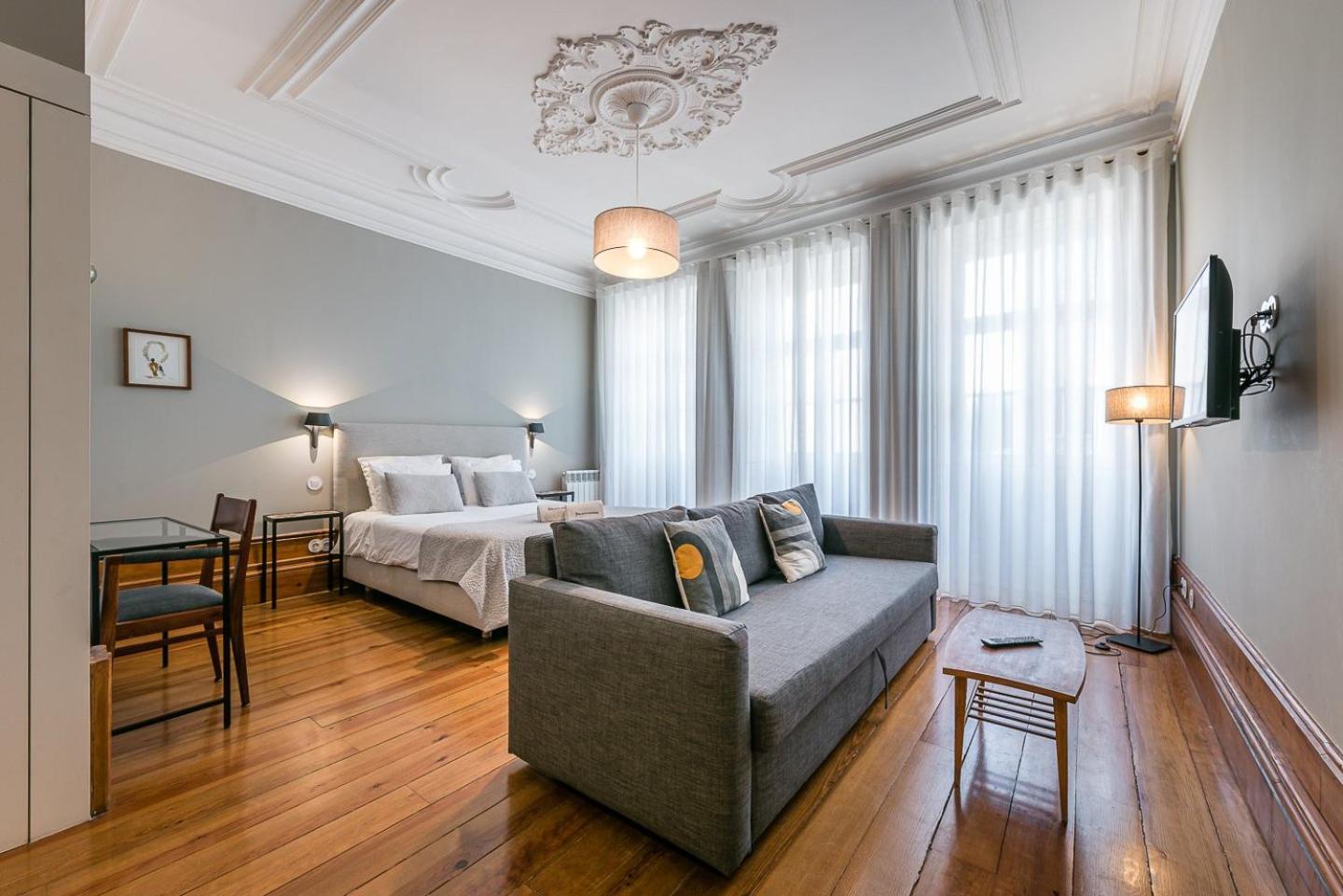 Guestready - Cedofeita Pool Suites Porto Luaran gambar