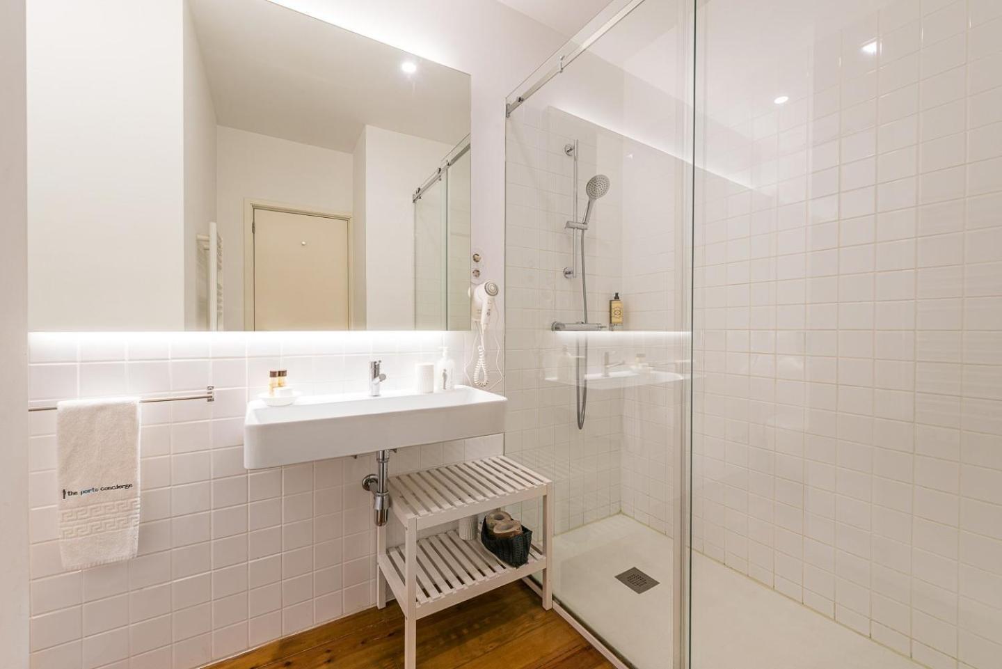 Guestready - Cedofeita Pool Suites Porto Luaran gambar
