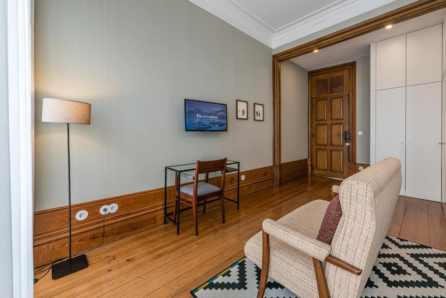 Guestready - Cedofeita Pool Suites Porto Luaran gambar