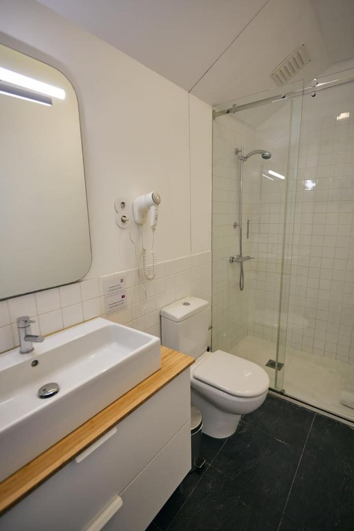 Guestready - Cedofeita Pool Suites Porto Luaran gambar