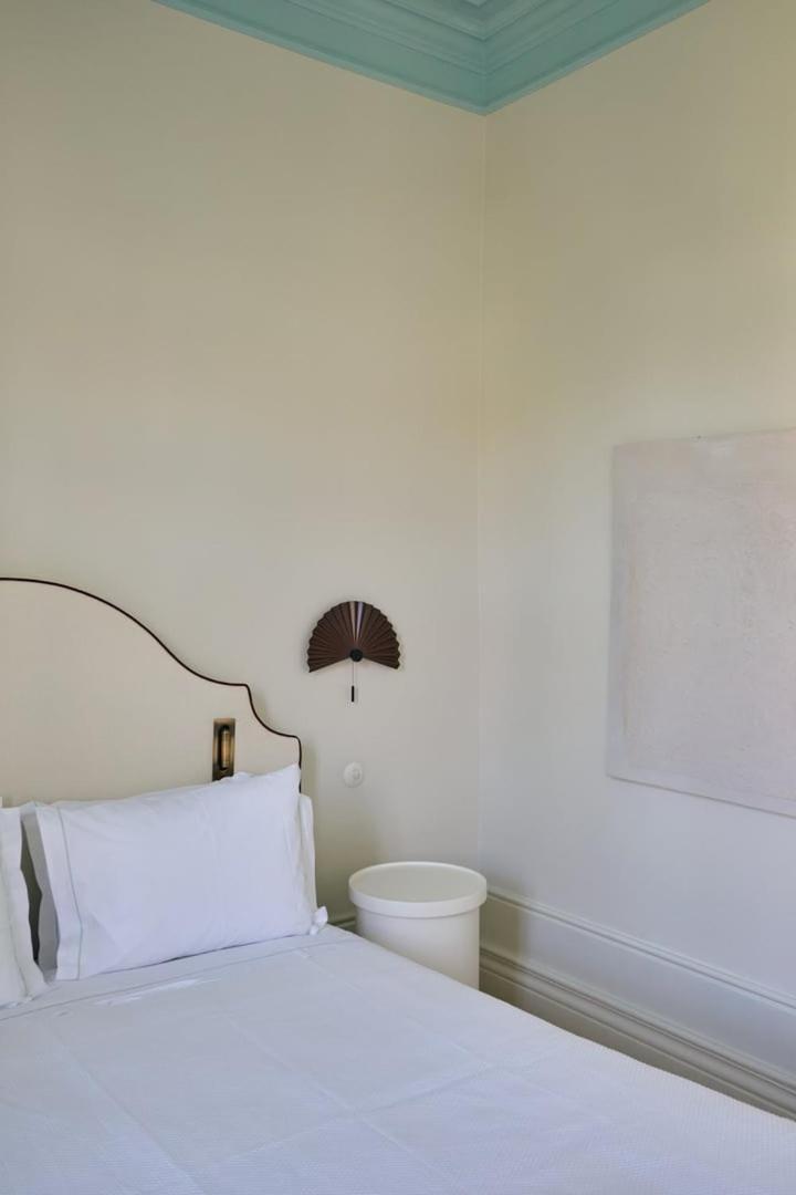 Guestready - Cedofeita Pool Suites Porto Luaran gambar