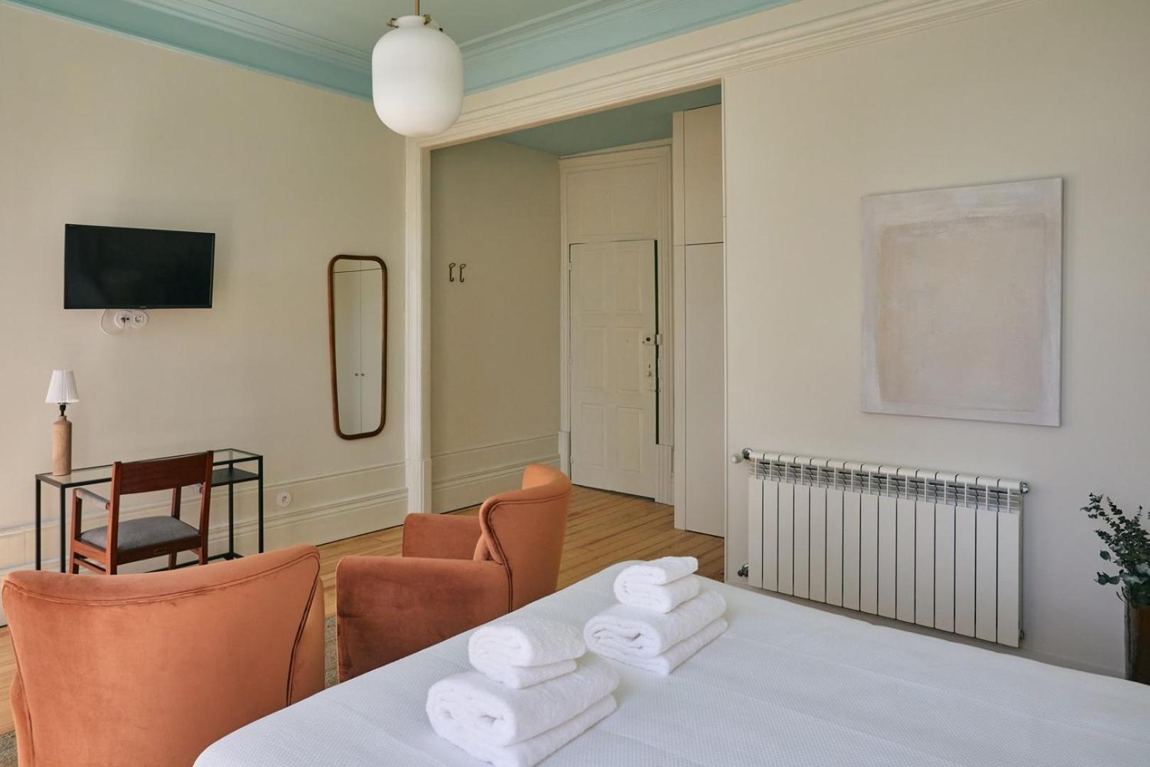 Guestready - Cedofeita Pool Suites Porto Luaran gambar